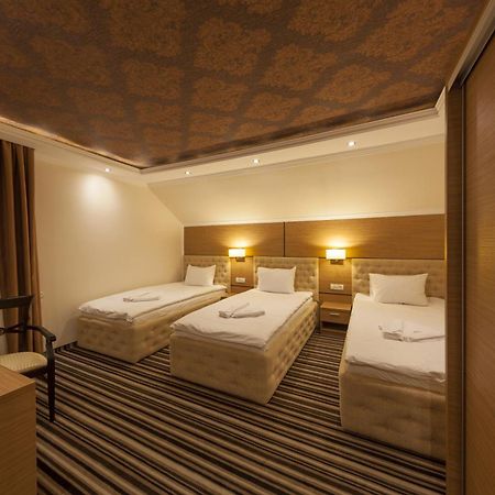 Allegria Hotel Alba Iulia Oda fotoğraf